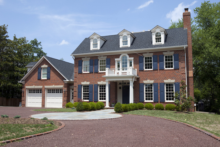 A cozy traditional home in Washington DC.